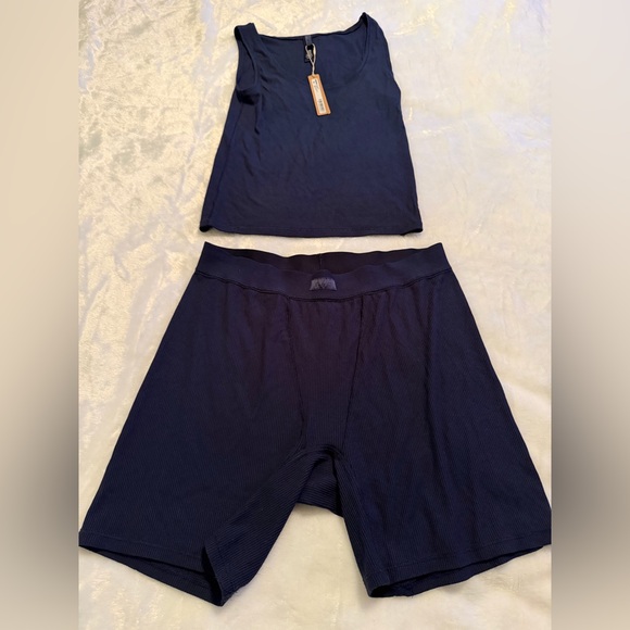 SKIMS Women's Loungewear - Picture 4 of 14